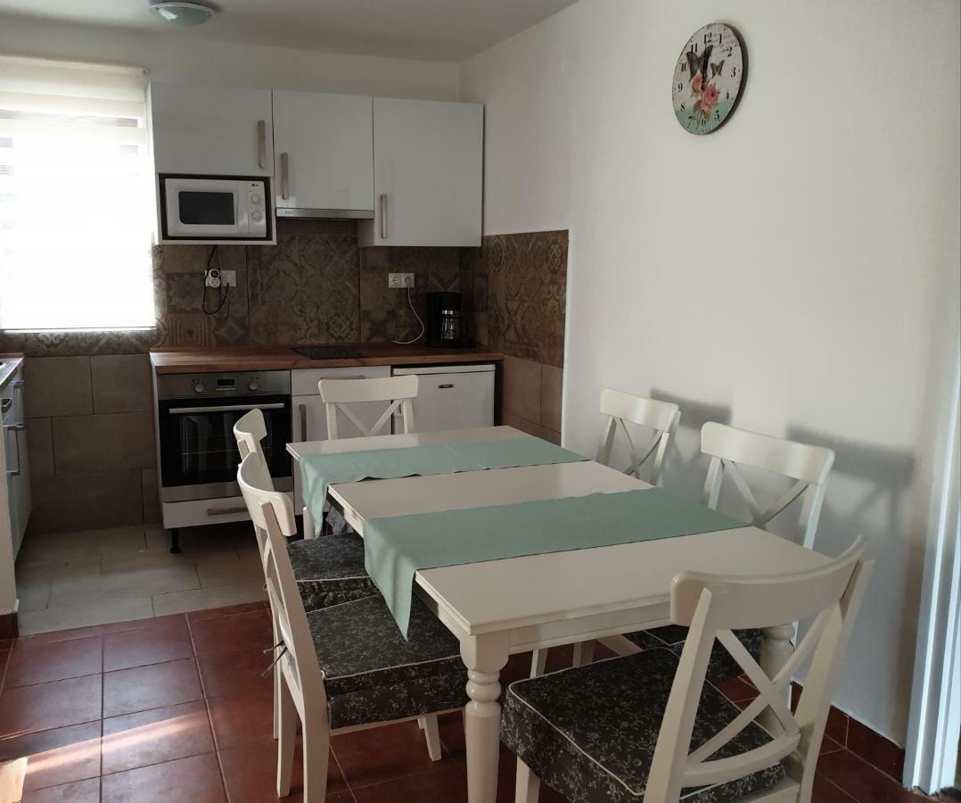 Adri Apartman Залакарош Екстер'єр фото